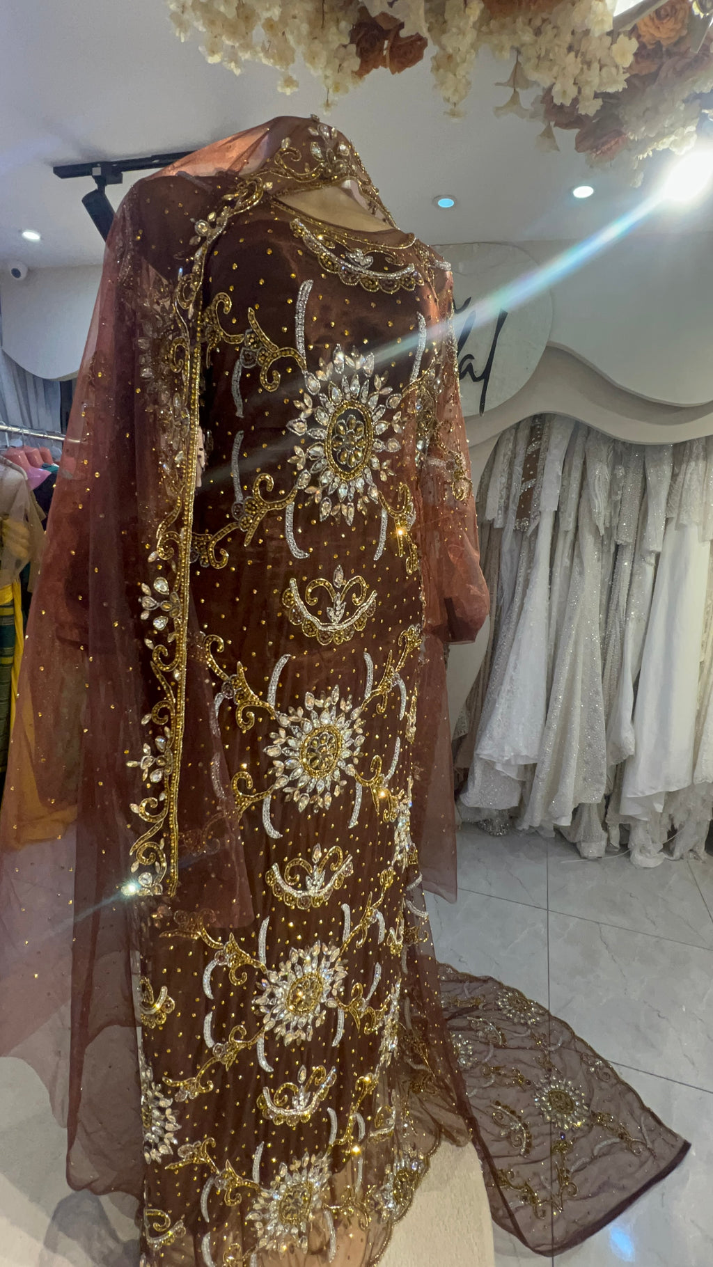 Brown bridal diraac-Rent