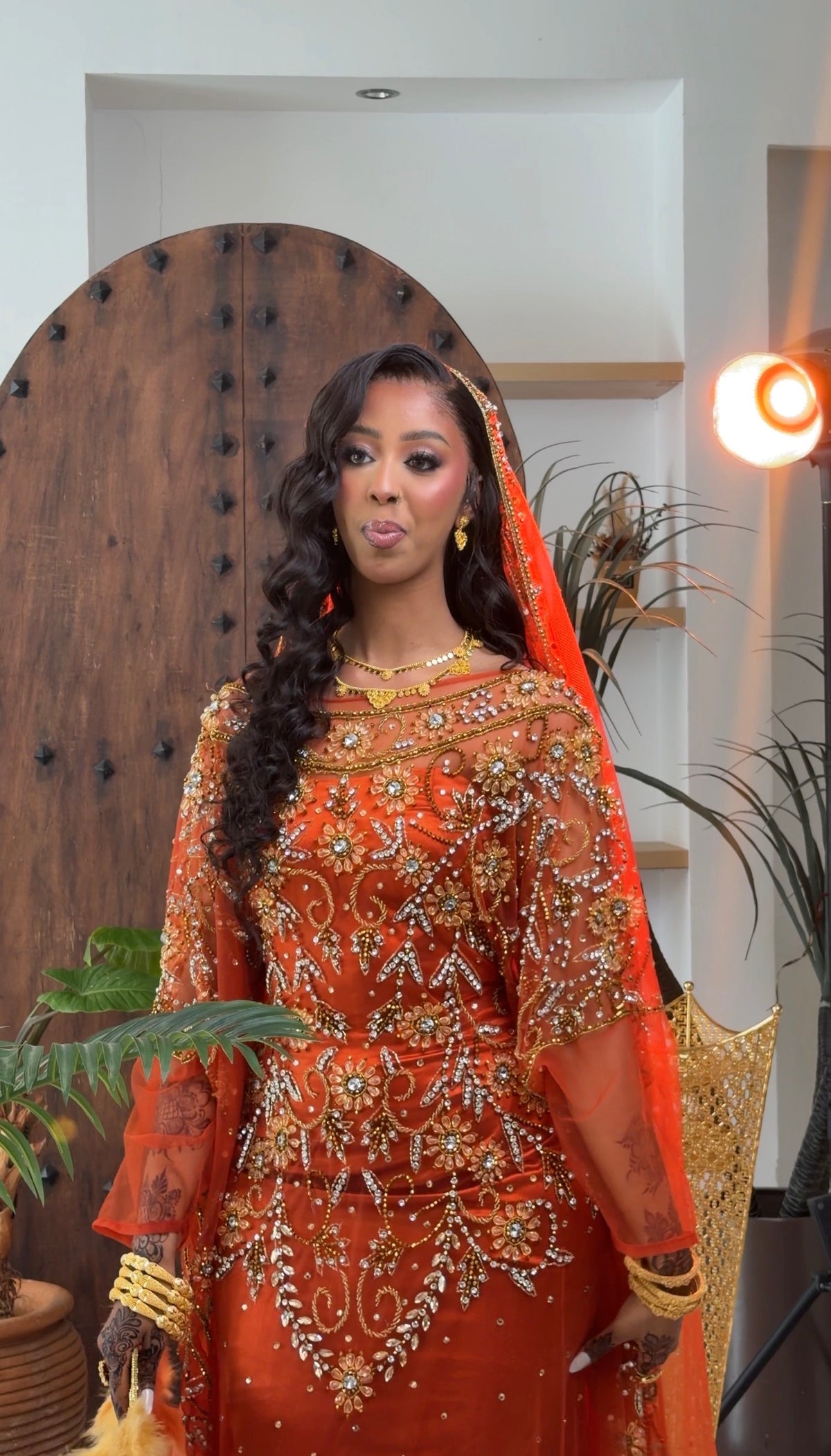 Burnt orange ismy bridal diraac - Rent