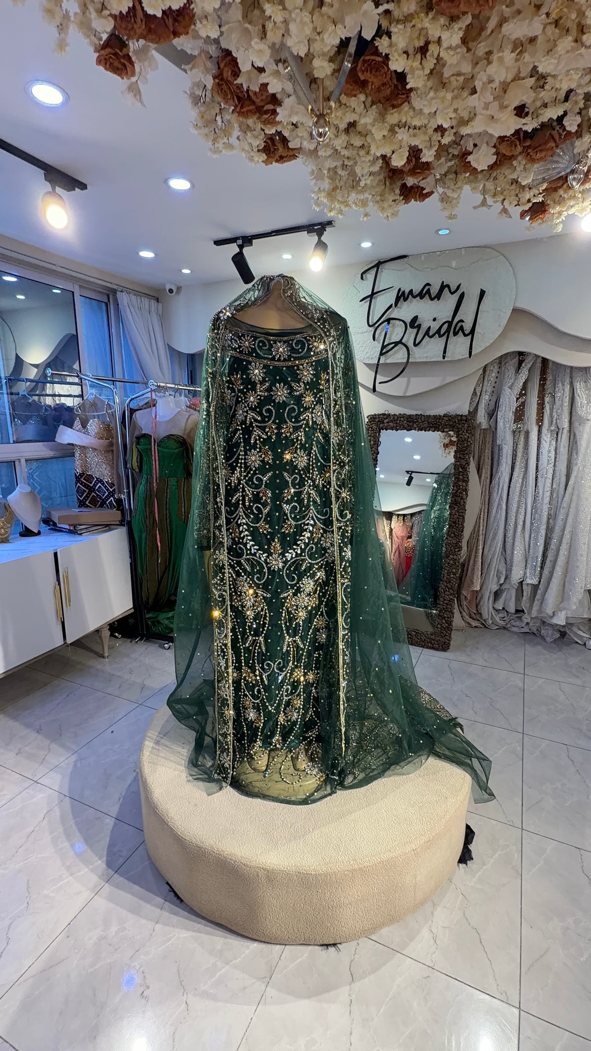Green bridal diraac- Rent