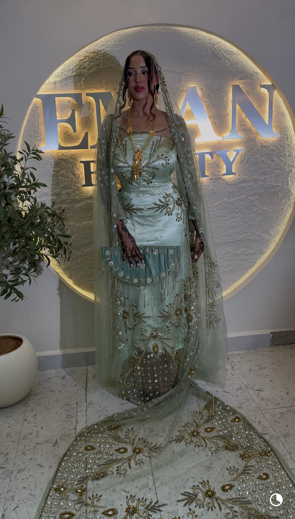 Soft mint malabo bridal diraac- Rent