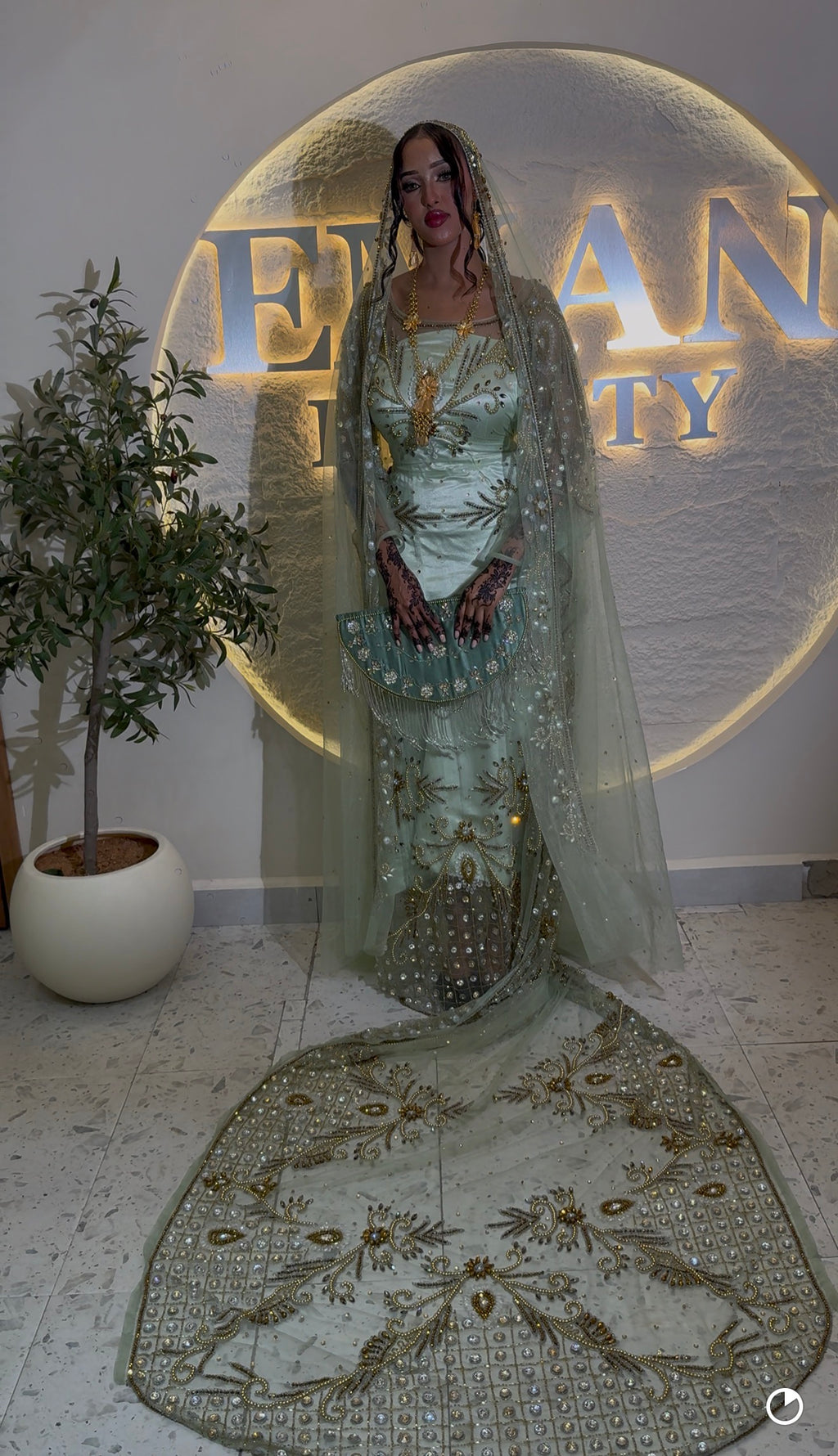 Soft mint malabo bridal diraac- Rent