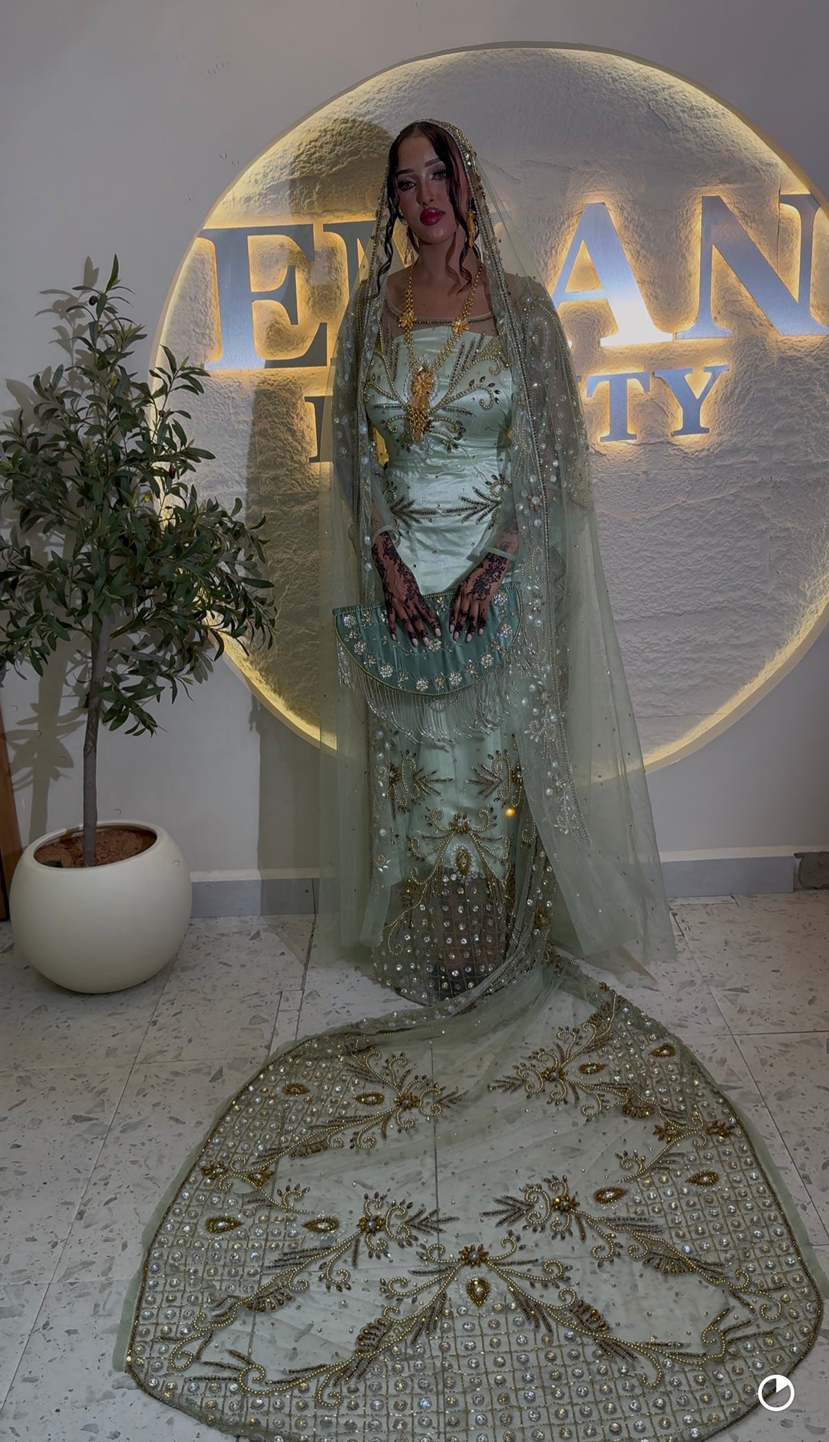 Soft mint malabo bridal diraac- Rent