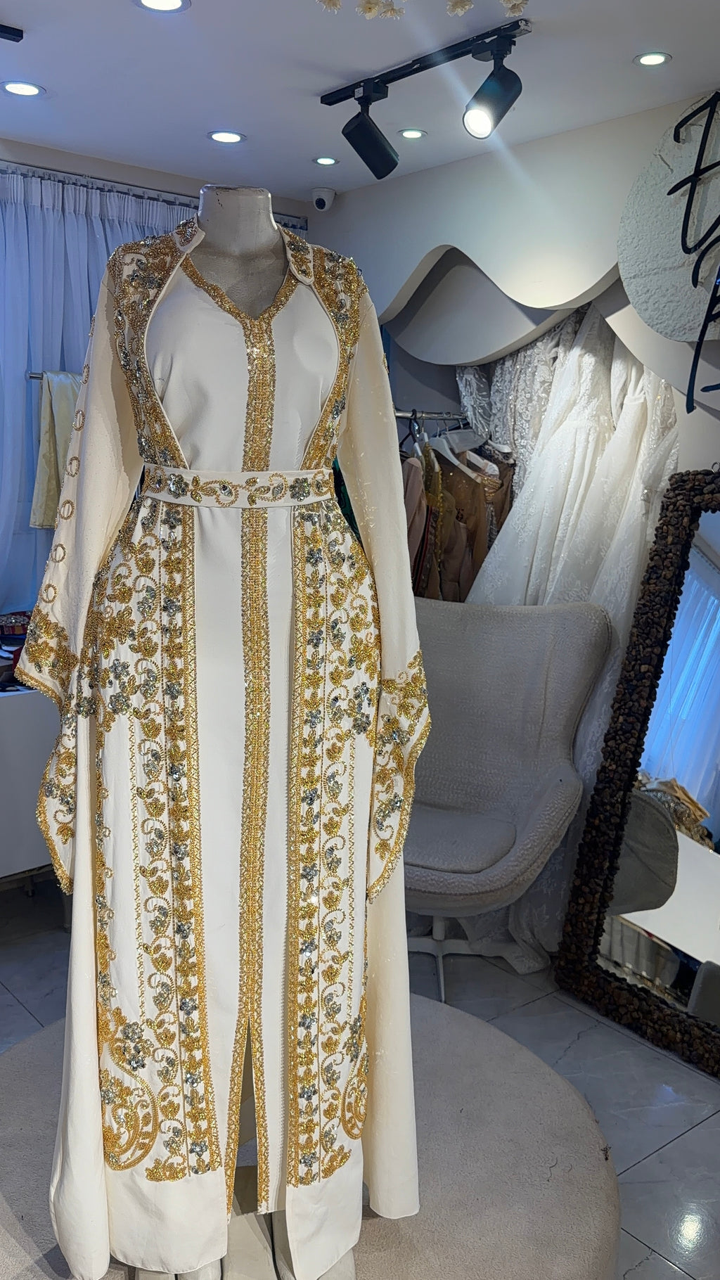 Nikaah dress kaftan - Rent