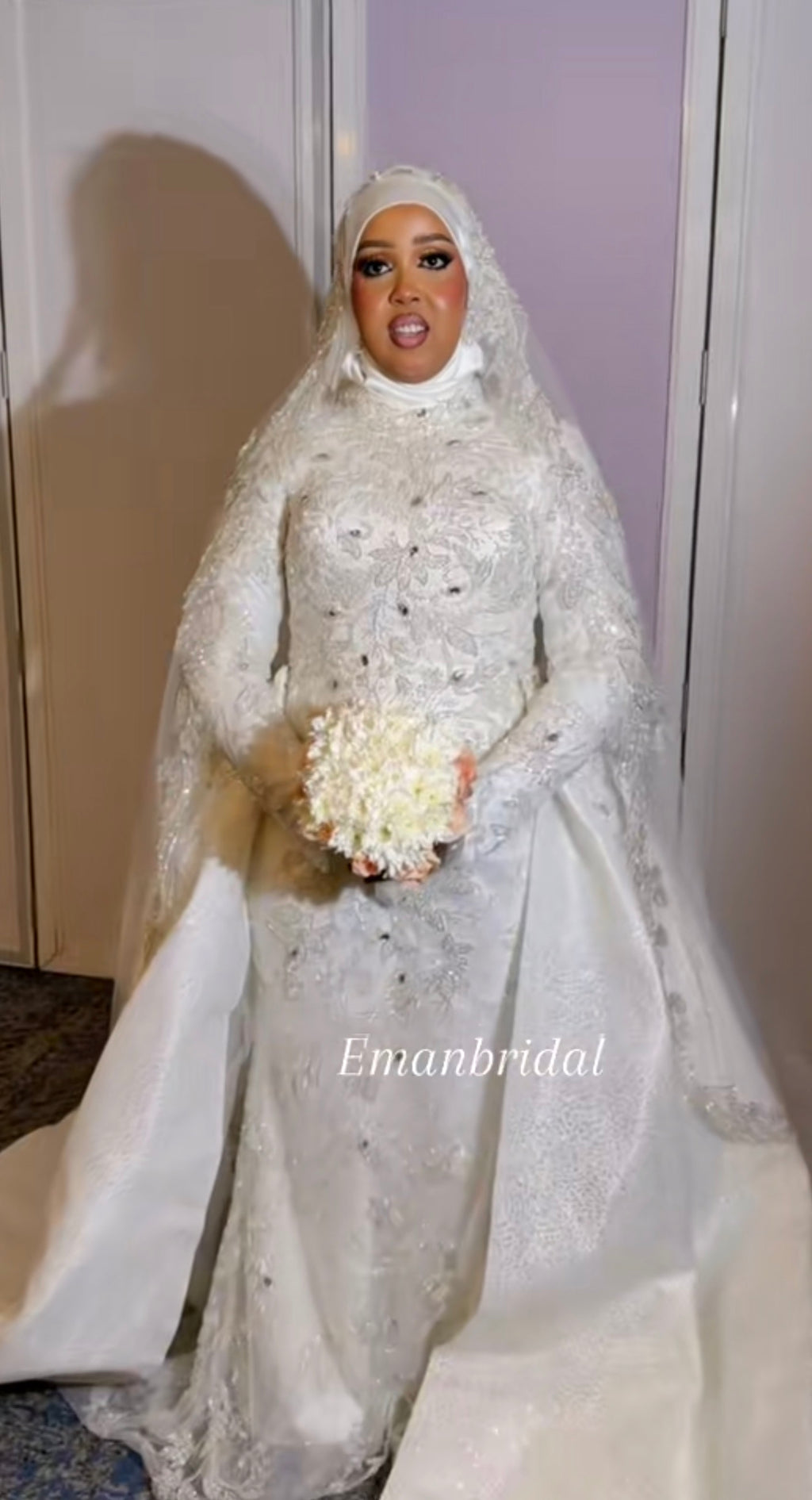 Bridal gown - Rent