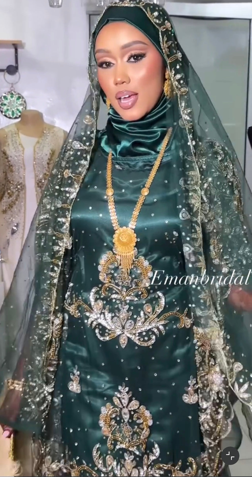 Green boqortoyo bridal diraac-Rent