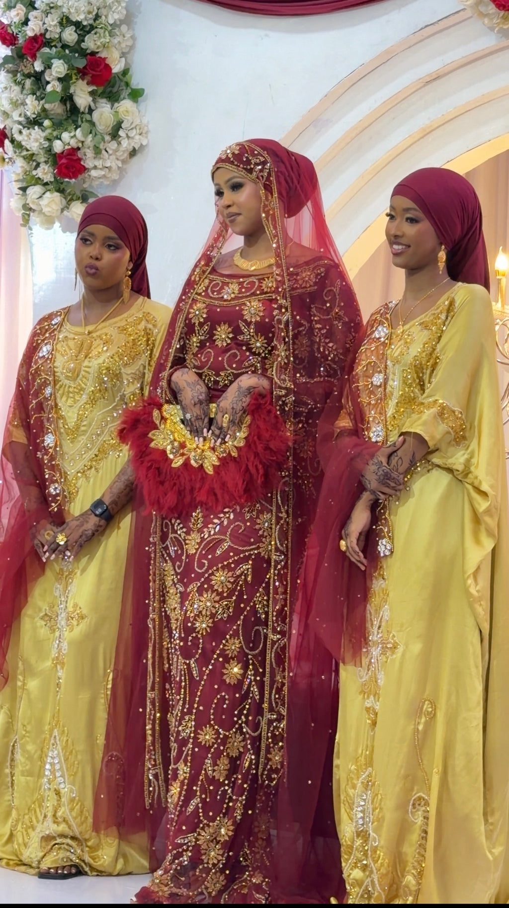 Maroon cayni bridal diraac - Rent