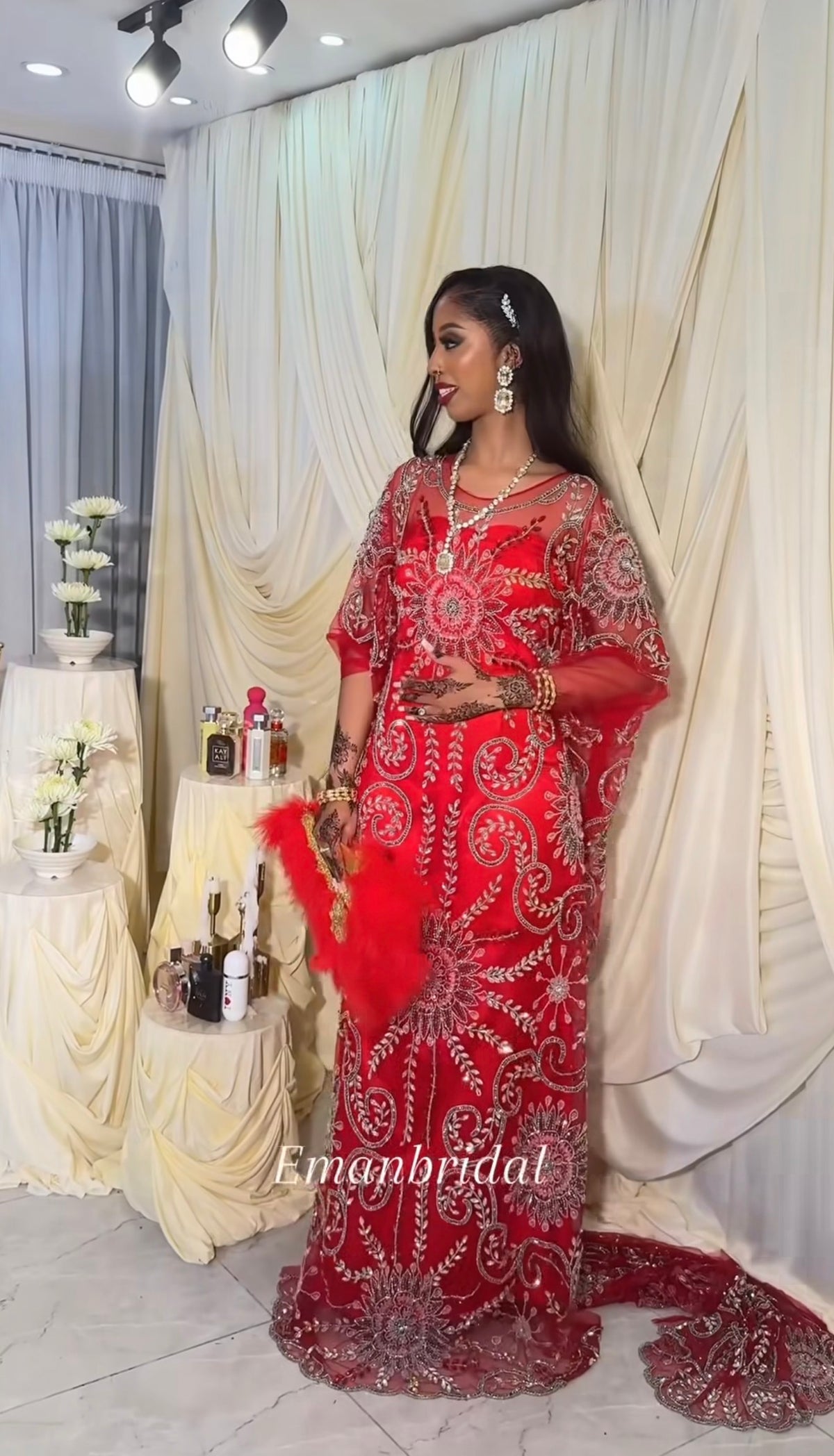 MIMA collection (Red)