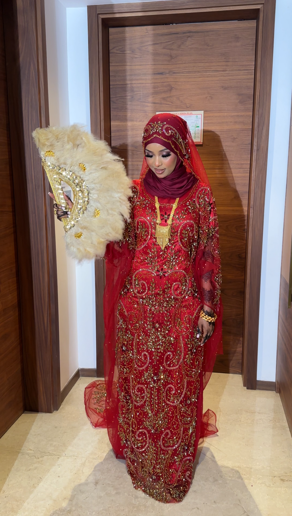 Bilic collection (burgundy) lace