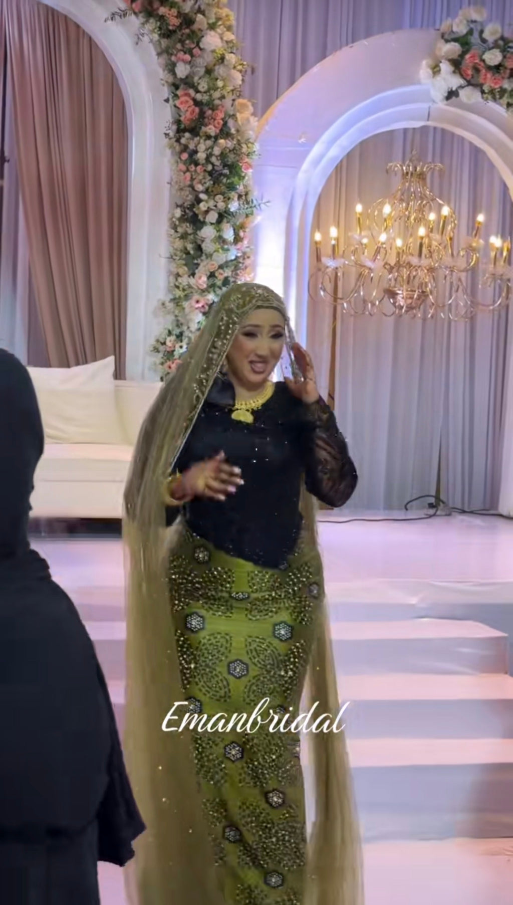 Hido iyo Daqaan dress - Rent