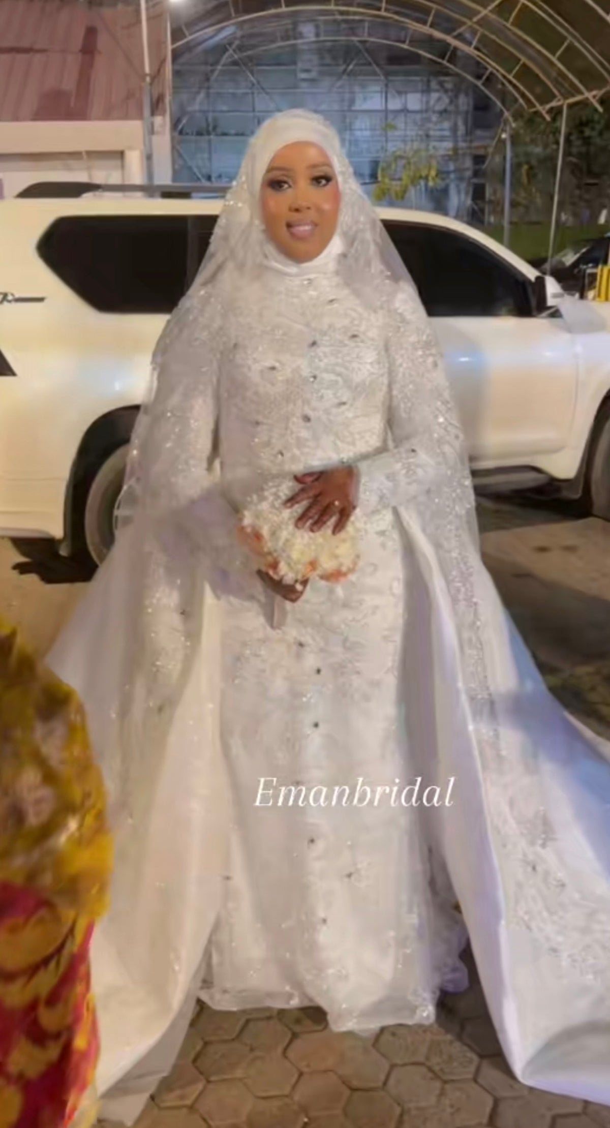 Bridal gown - Rent